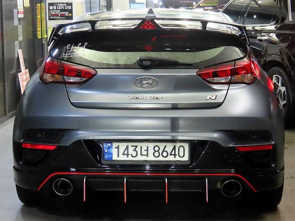 HYUNDAI Veloster - Vista 5