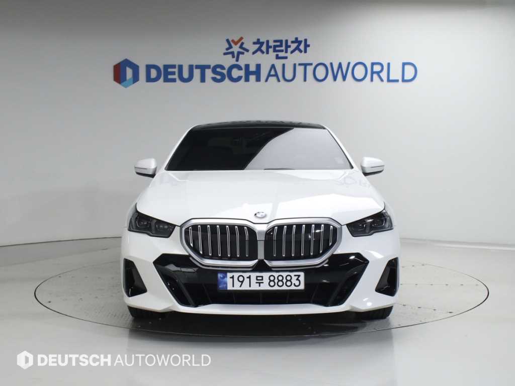 BMW 5 Series - Vista 4