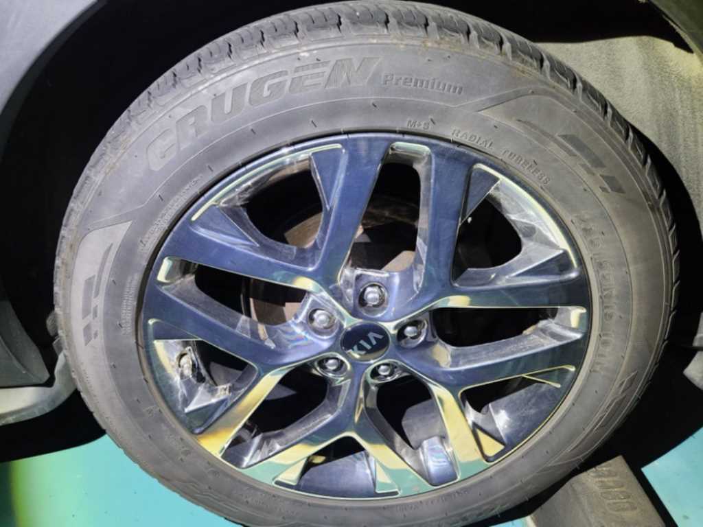 KIA Sorento - Vista 7