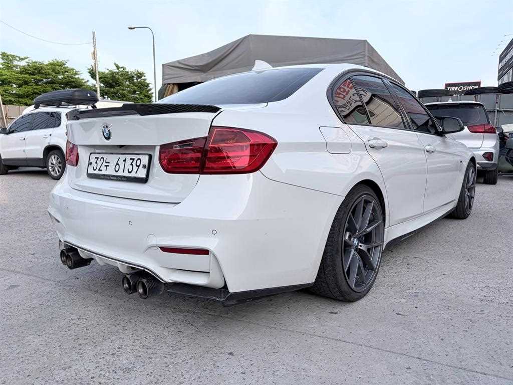 BMW 3 series - Vista 3