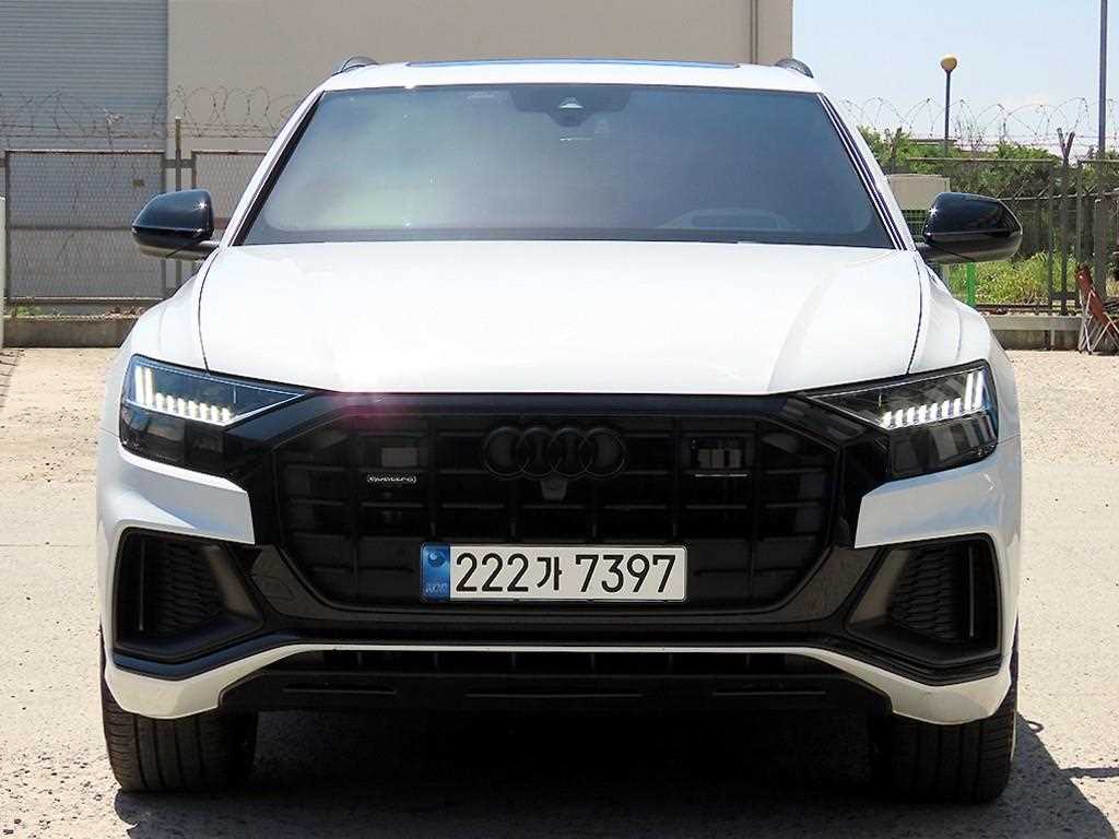 Audi Q8 - Vista 2