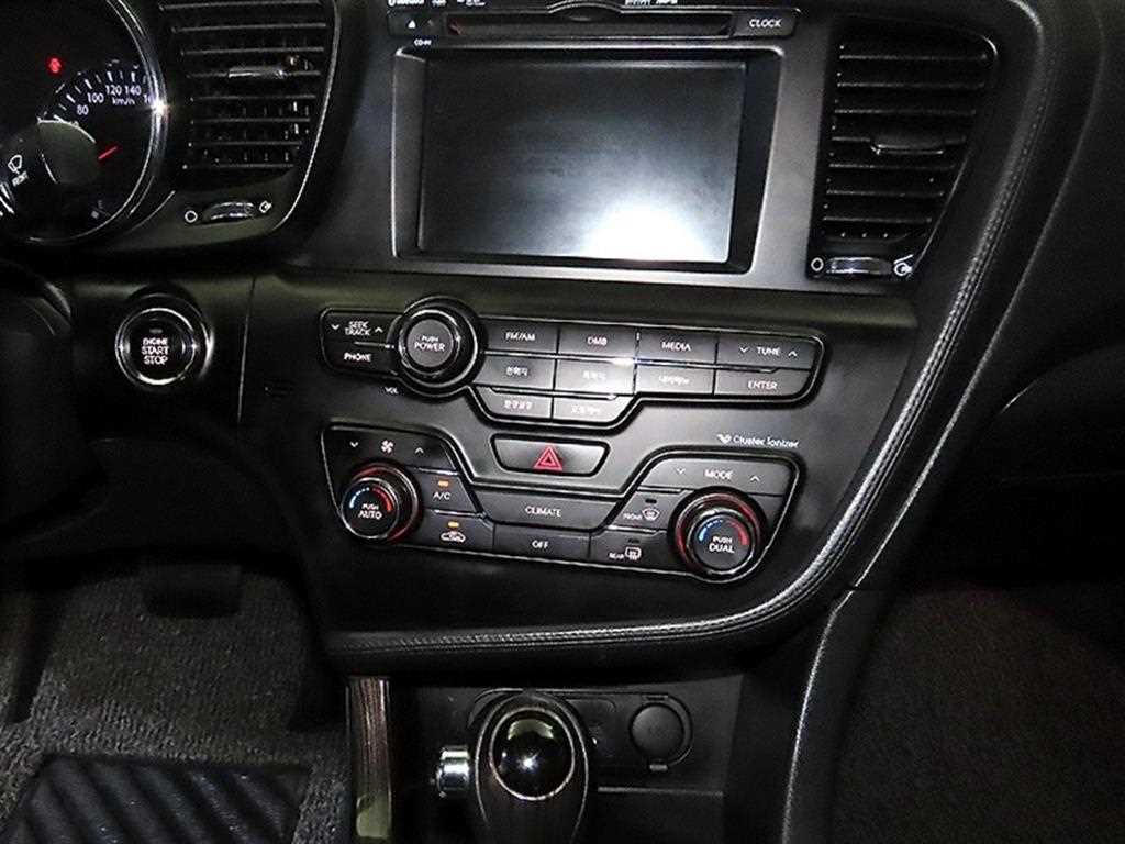 KIA K5 - Vista 11