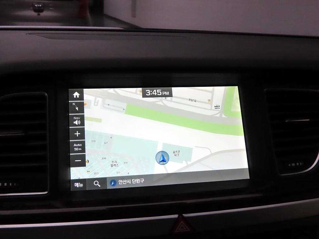 HYUNDAI Genesis - Vista 9