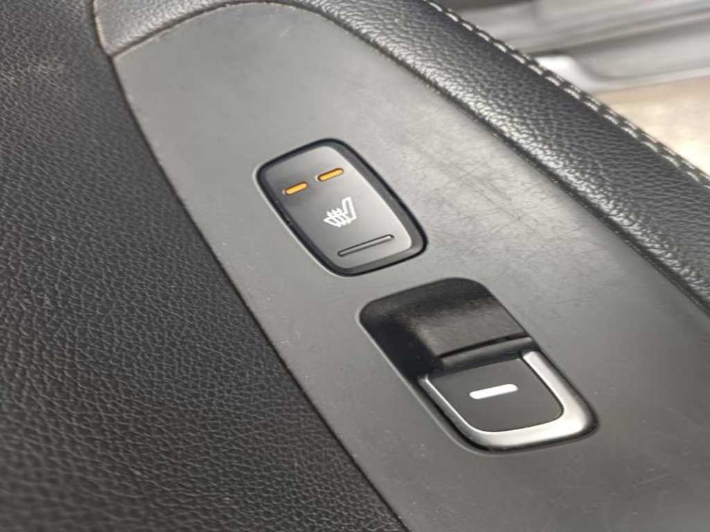 KIA Sorento - Vista 11
