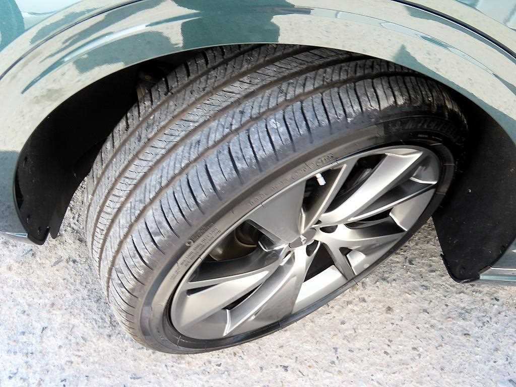 Genesis GV70 2022 Verde - Importación desde Corea - HF Imports Iquique - Foto 20