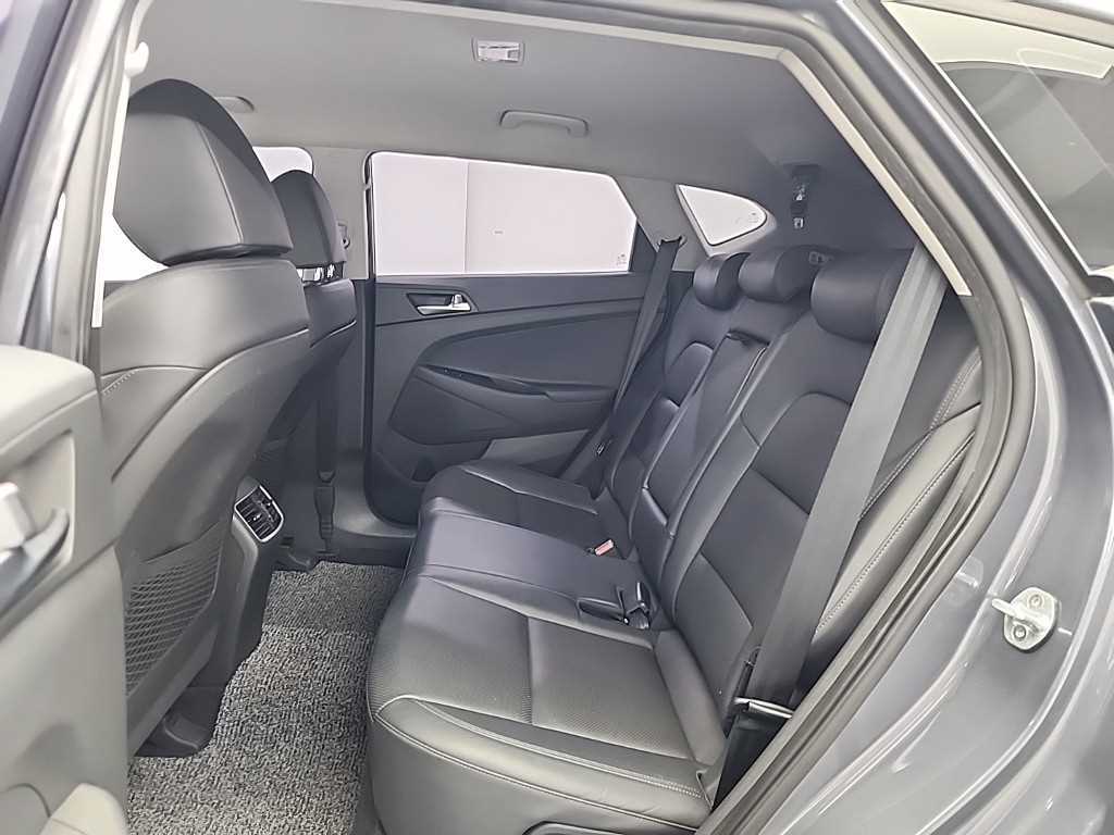 HYUNDAI Tucson - Vista 12