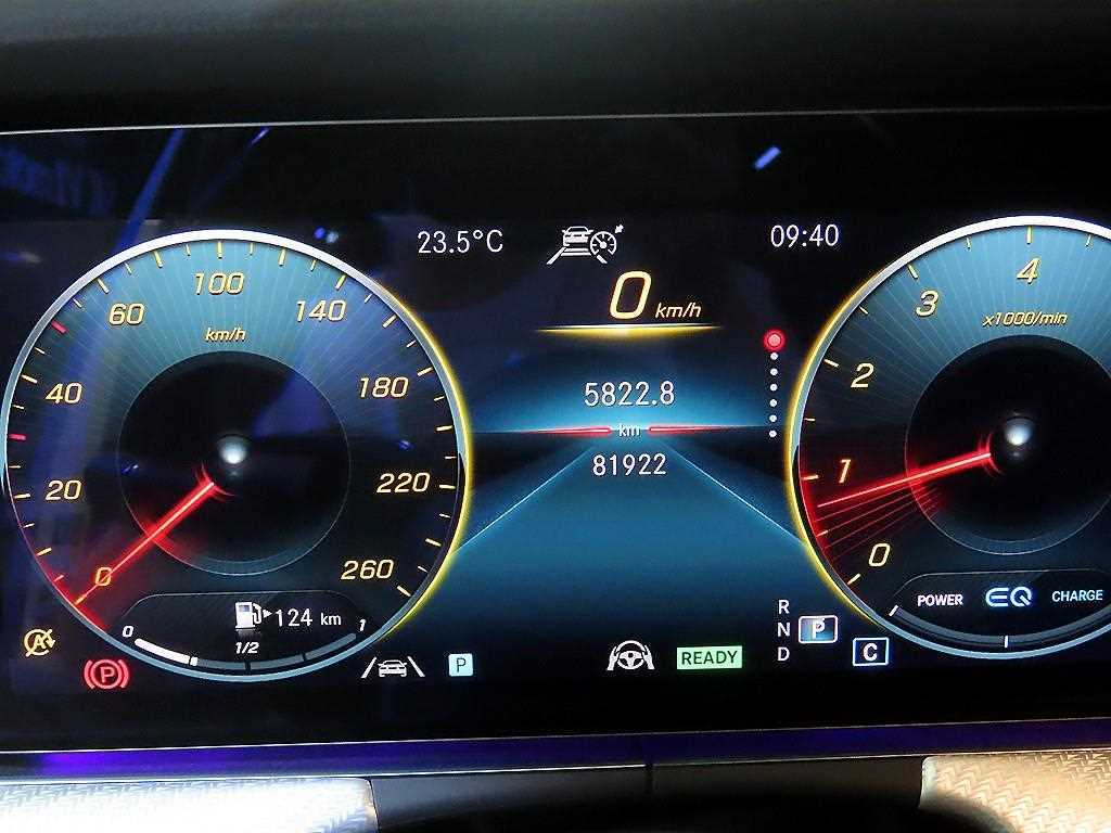 Mercedes Benz E class - Vista 9