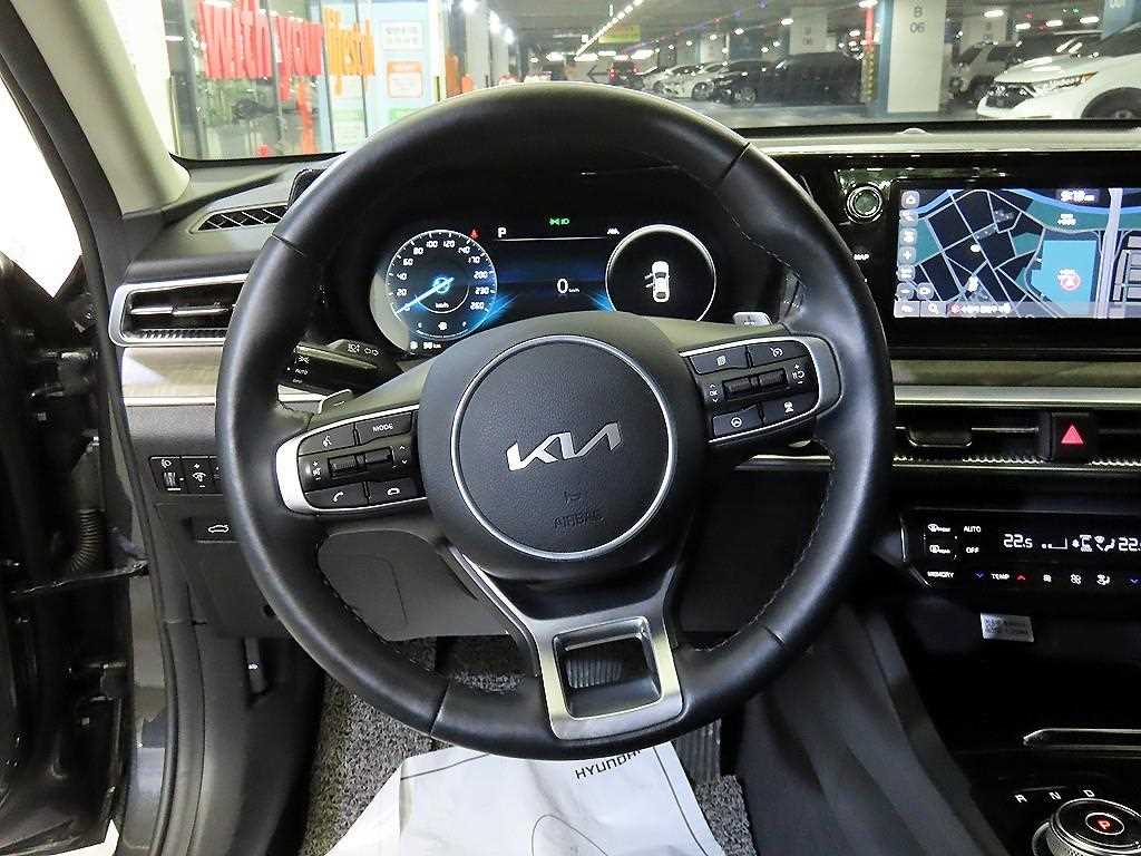 KIA K5 - Vista 8