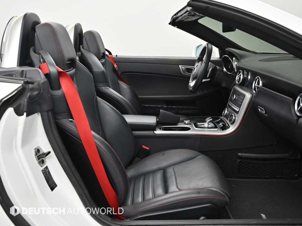Mercedes Benz SLC Class - Vista 10