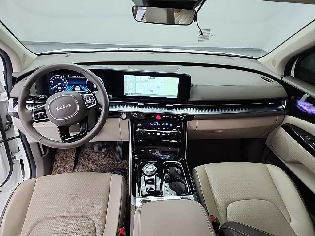 KIA Carnival - Vista 7