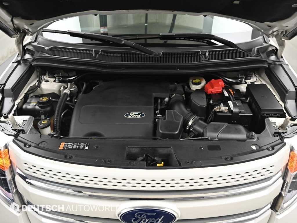 Ford Explorer - Vista 6
