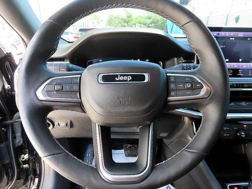 Jeep Compass - Vista 8