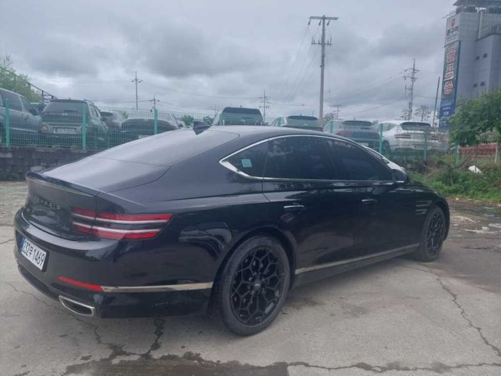 Genesis G80 - Vista 5