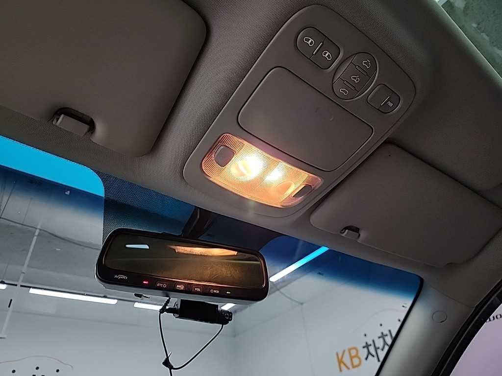 KIA Carnival 2013 Blanco - Importación desde Corea - HF Imports Iquique - Foto 17