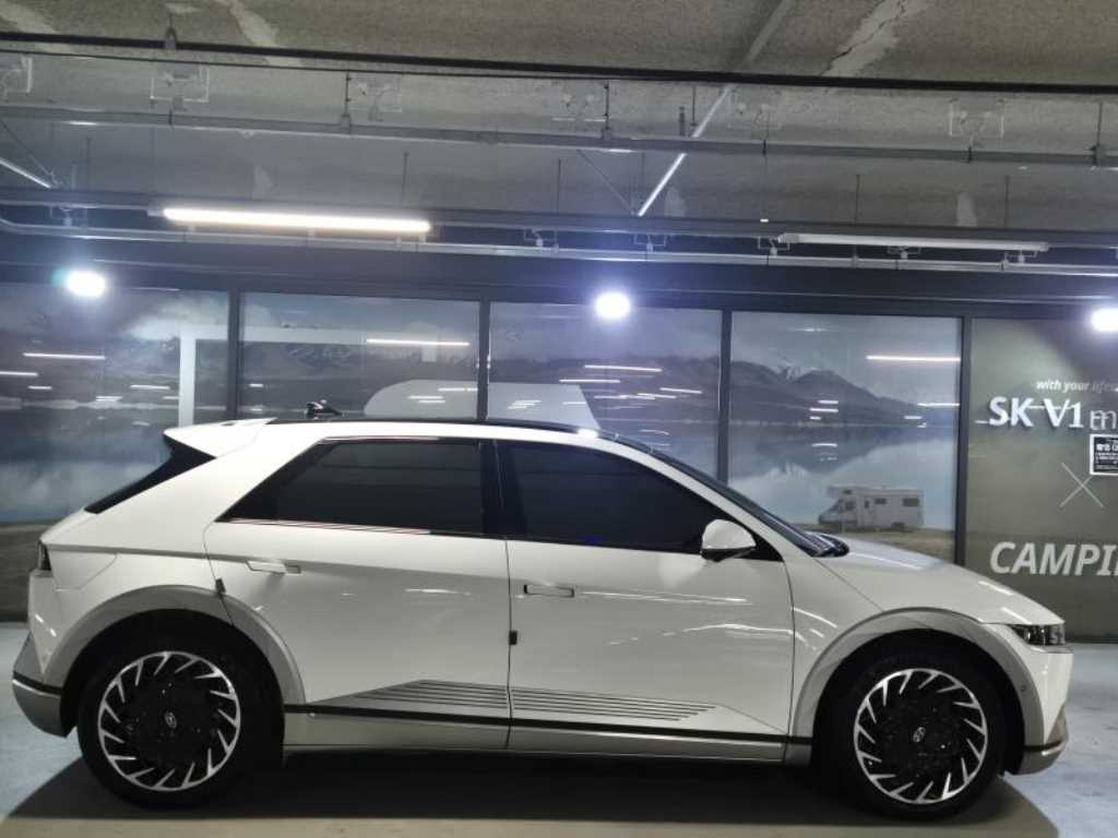HYUNDAI Ioniq 5 - Vista 2