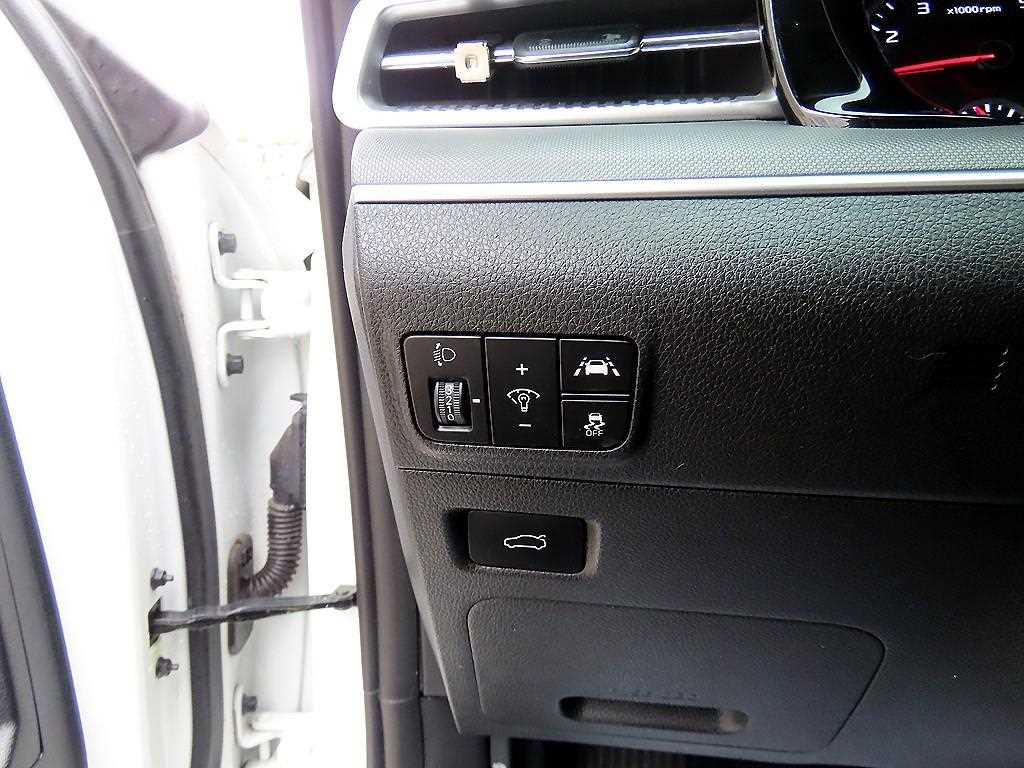 KIA K5 - Vista 12