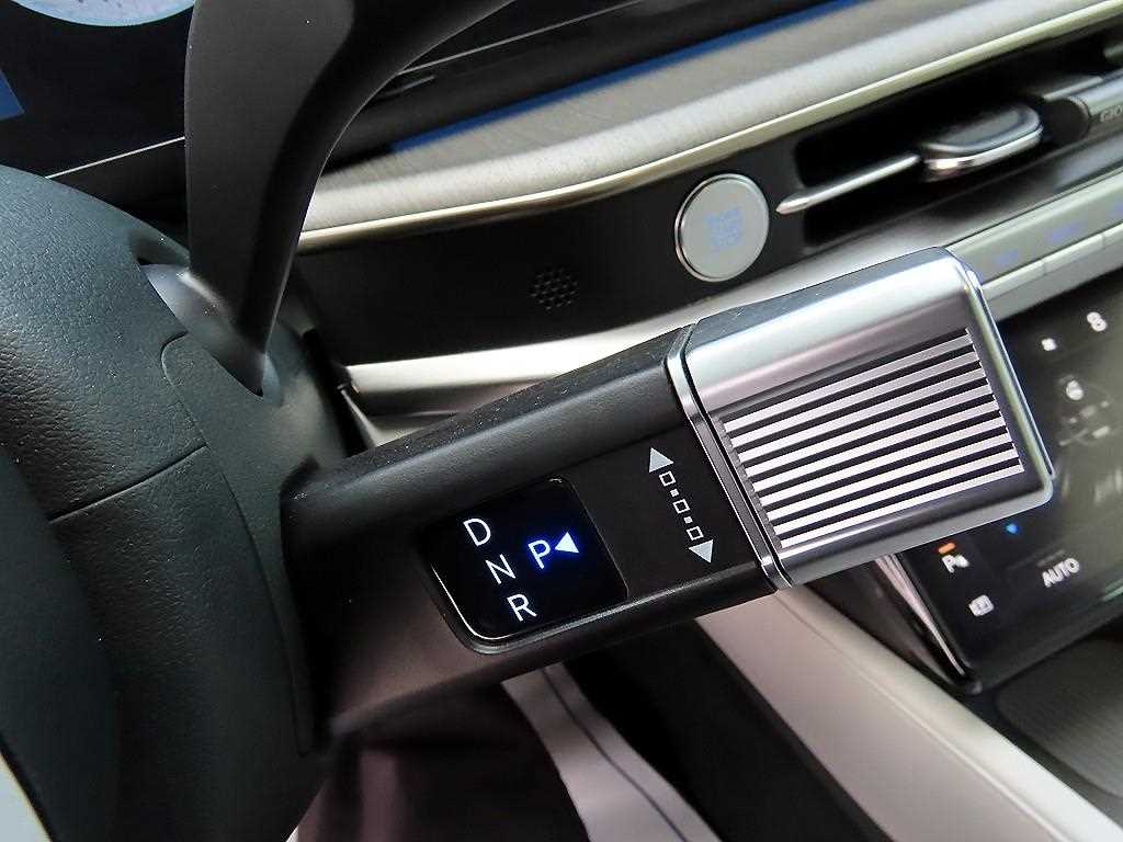 HYUNDAI Grandeur - Vista 10
