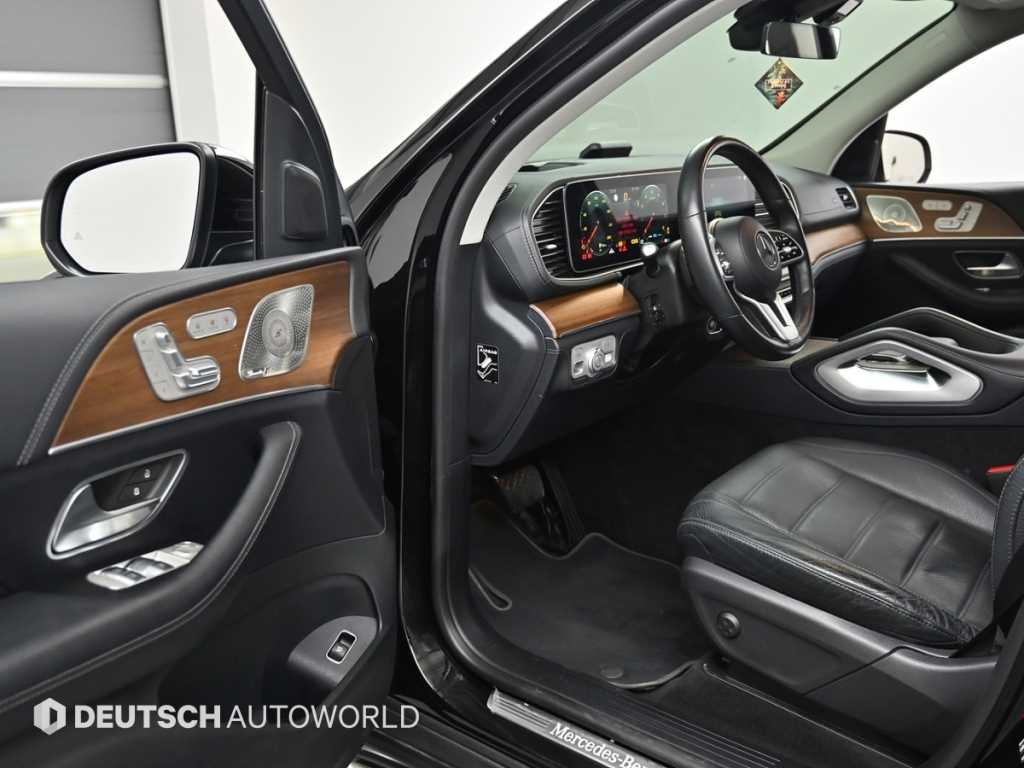 Mercedes Benz GLE Class - Vista 11
