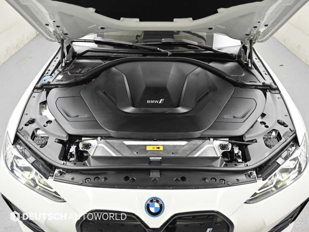 BMW i4 - Vista 6