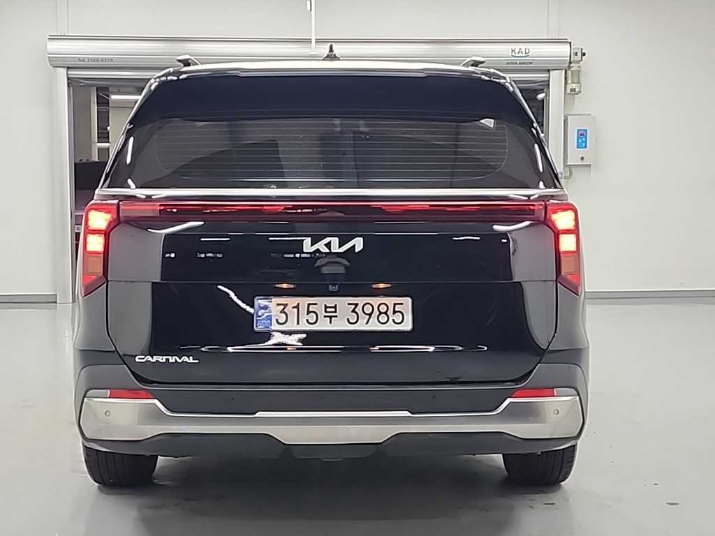 KIA Carnival - Vista 3