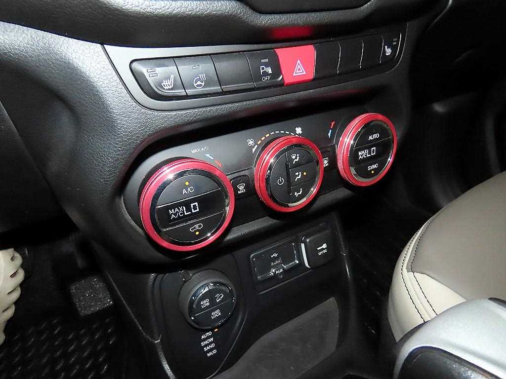 Jeep Renegade 2016 Gris - Importación desde Corea - HF Imports Iquique - Foto 13