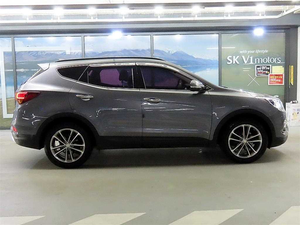 HYUNDAI Santa Fe - Vista 3