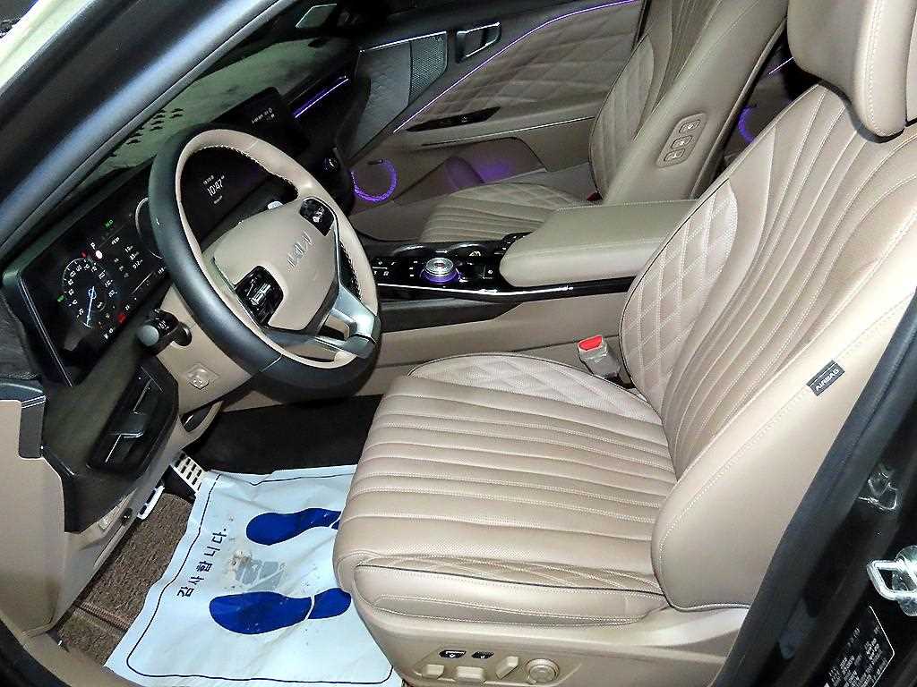 KIA K8 - Vista 6