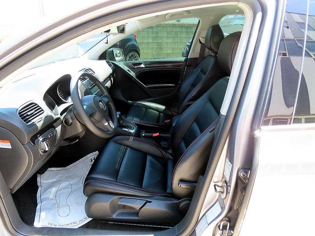Volkswagen Golf - Vista 5