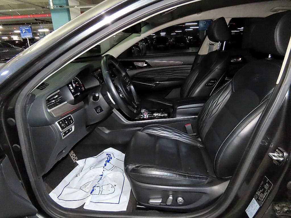 KIA K7 - Vista 6