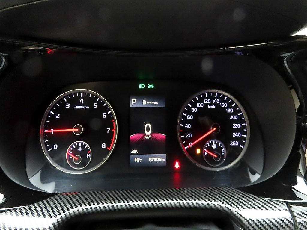 KIA K5 - Vista 6