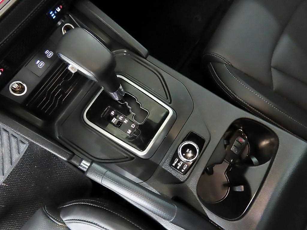 Ssangyong Musso - Vista 10