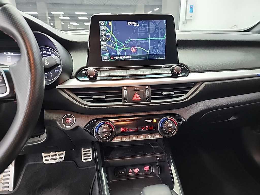 KIA K3 - Vista 10
