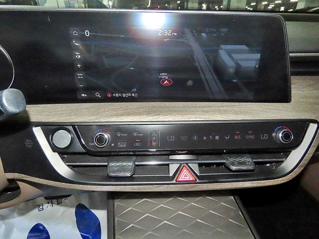 KIA K8 - Vista 11