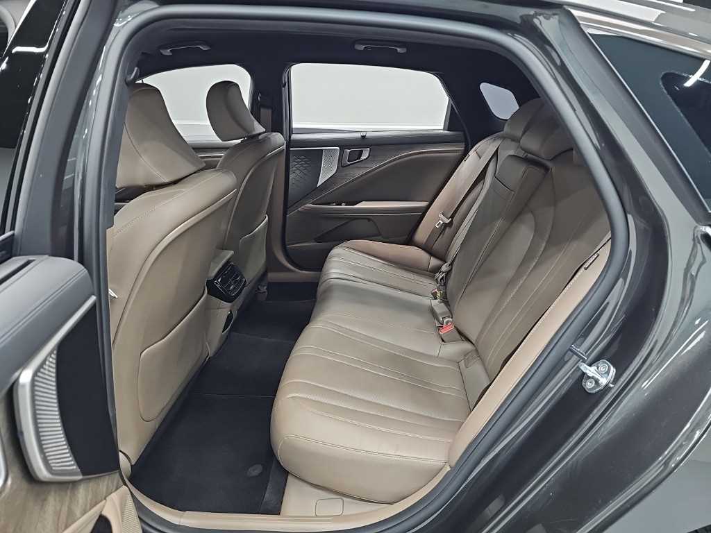 KIA K8 - Vista 12