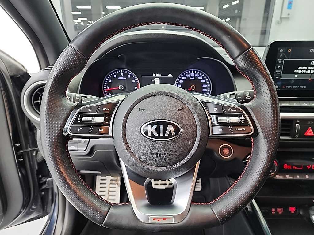 KIA K3 - Vista 9