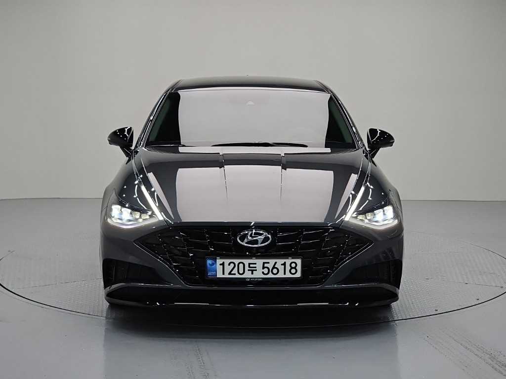 HYUNDAI Sonata - Vista 2