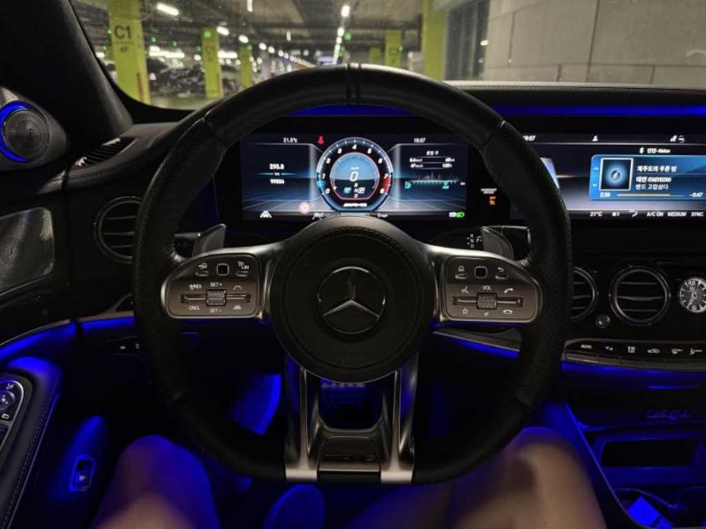 Mercedes Benz S Class - Vista 5