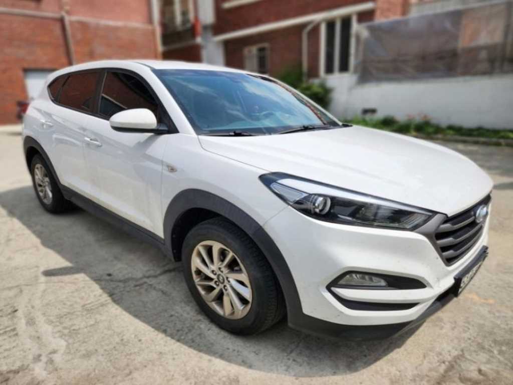 HYUNDAI Tucson - Vista 3