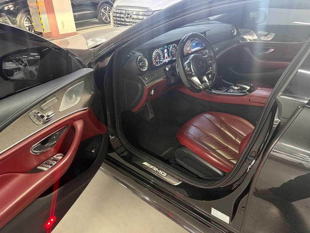 Mercedes Benz CLS Class - Vista 5