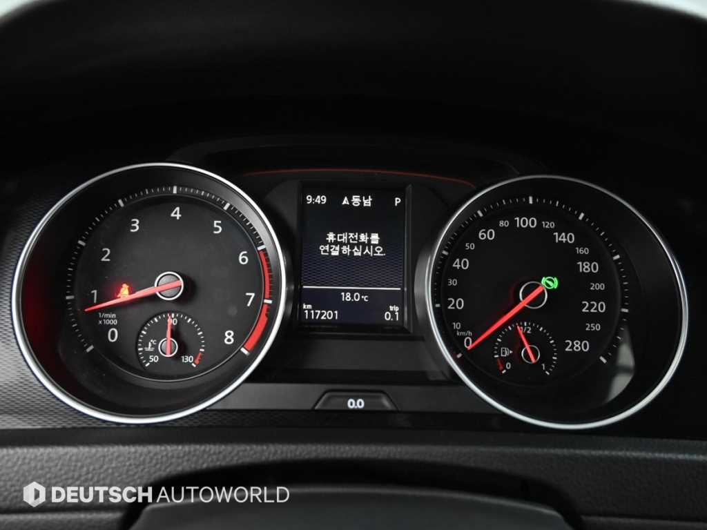 Volkswagen Golf - Vista 8