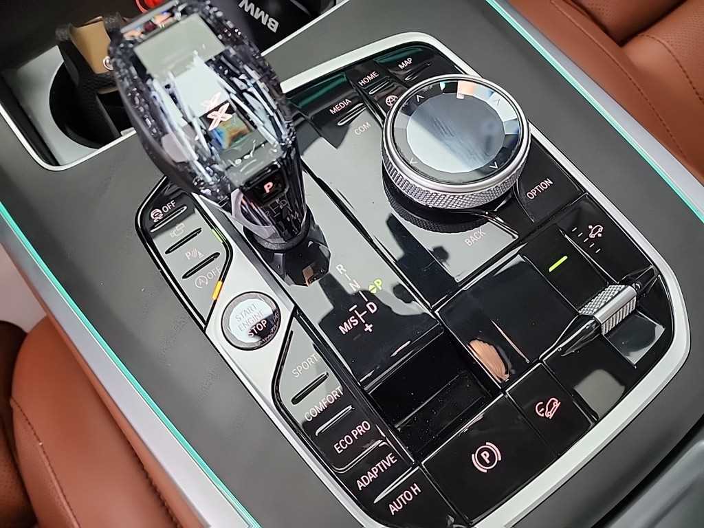 BMW X7 - Vista 8