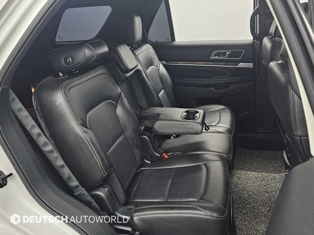 Ford Explorer - Vista 12