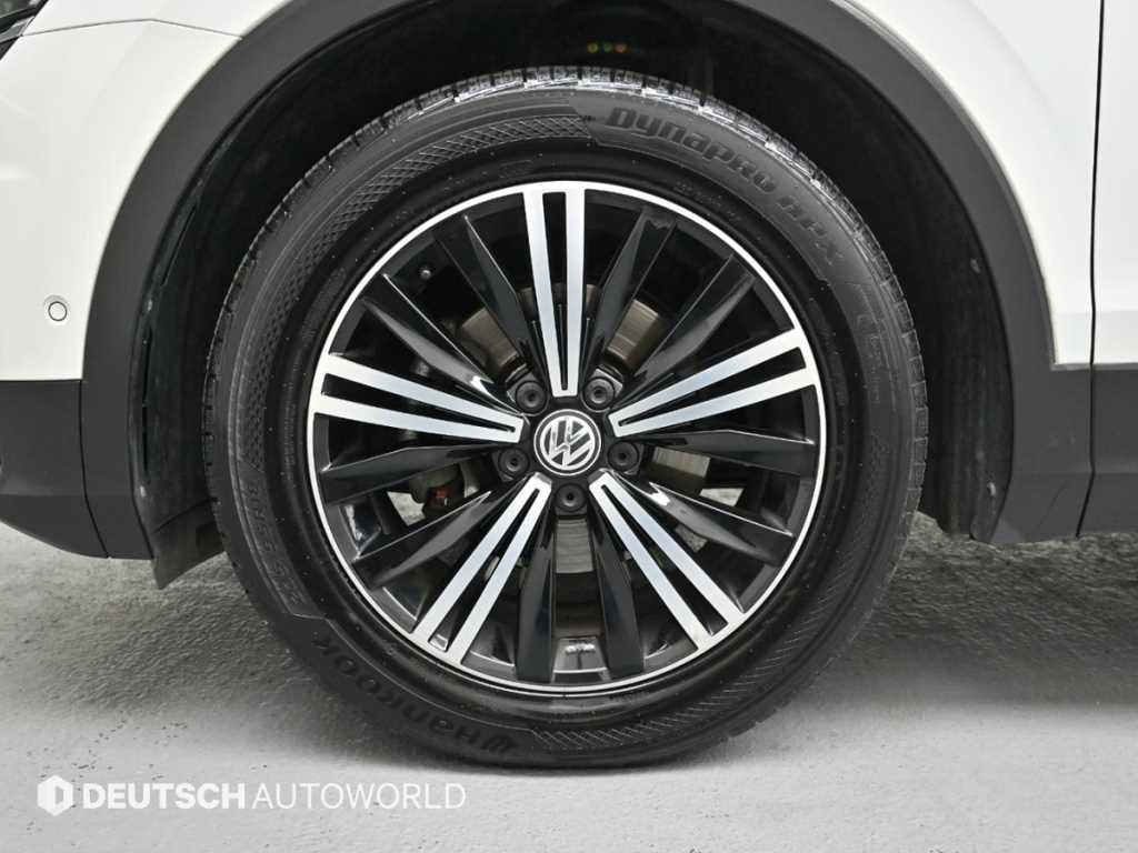 Volkswagen Tiguan - Vista 5