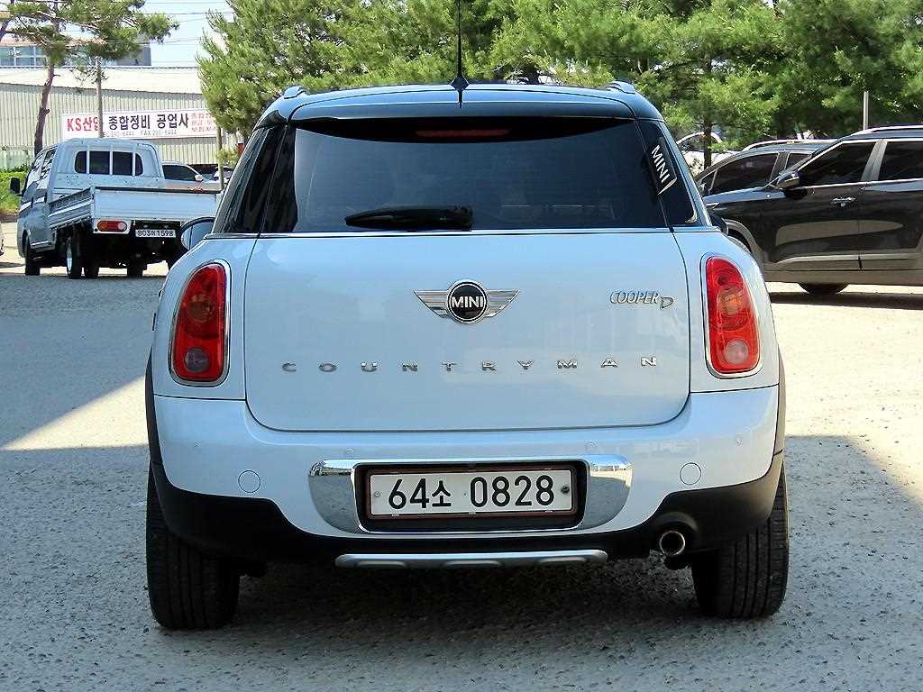 Mini Countryman - Vista 4