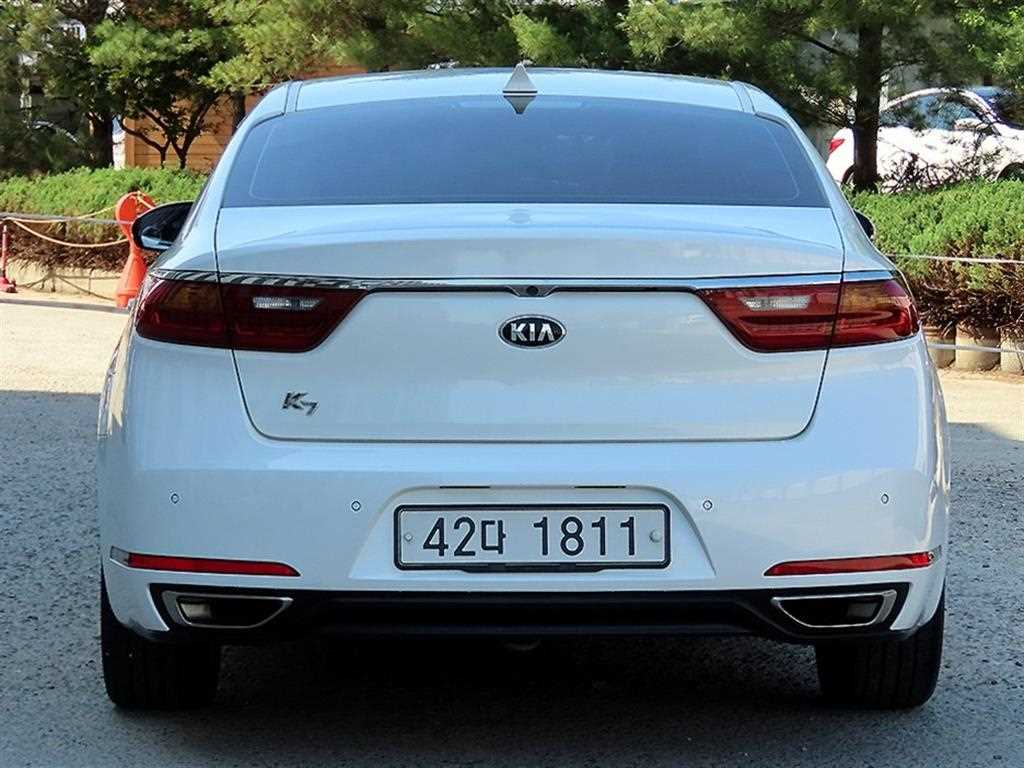 KIA K7 - Vista 4