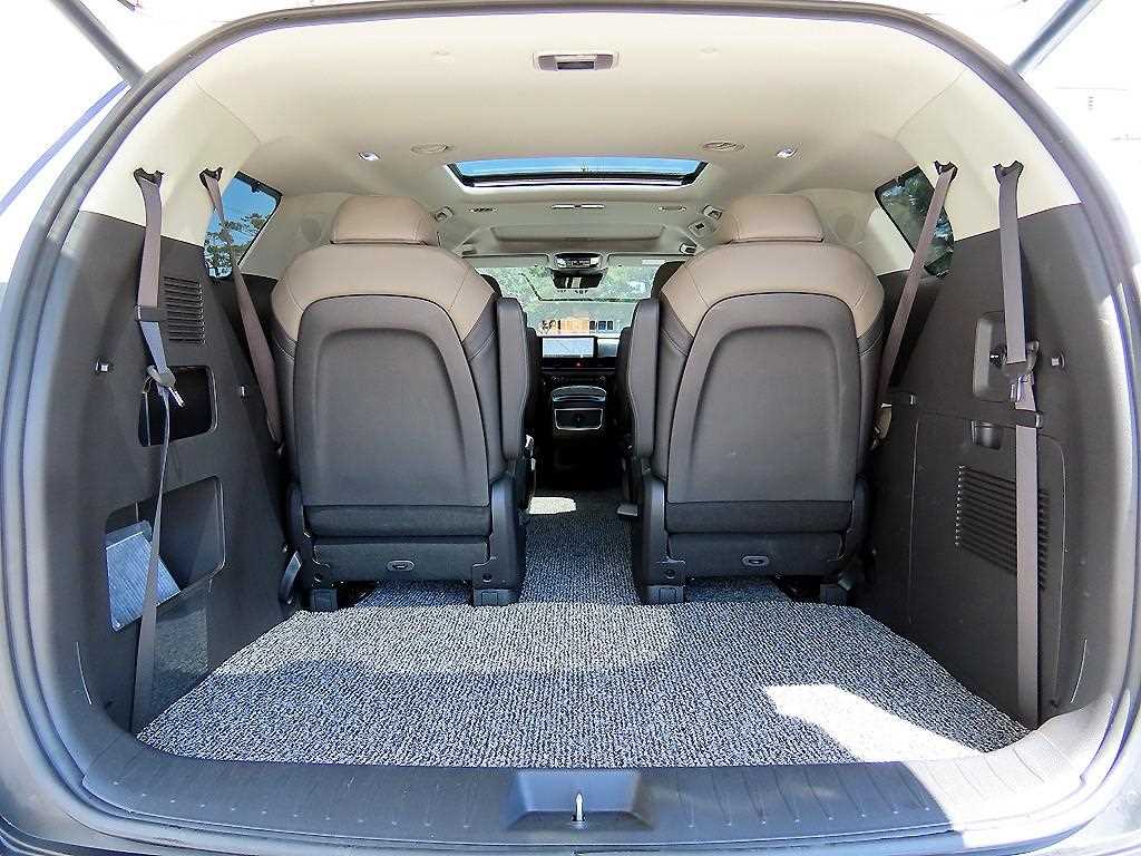 KIA Carnival 2025 Blanco - Importación desde Corea - HF Imports Iquique - Foto 16
