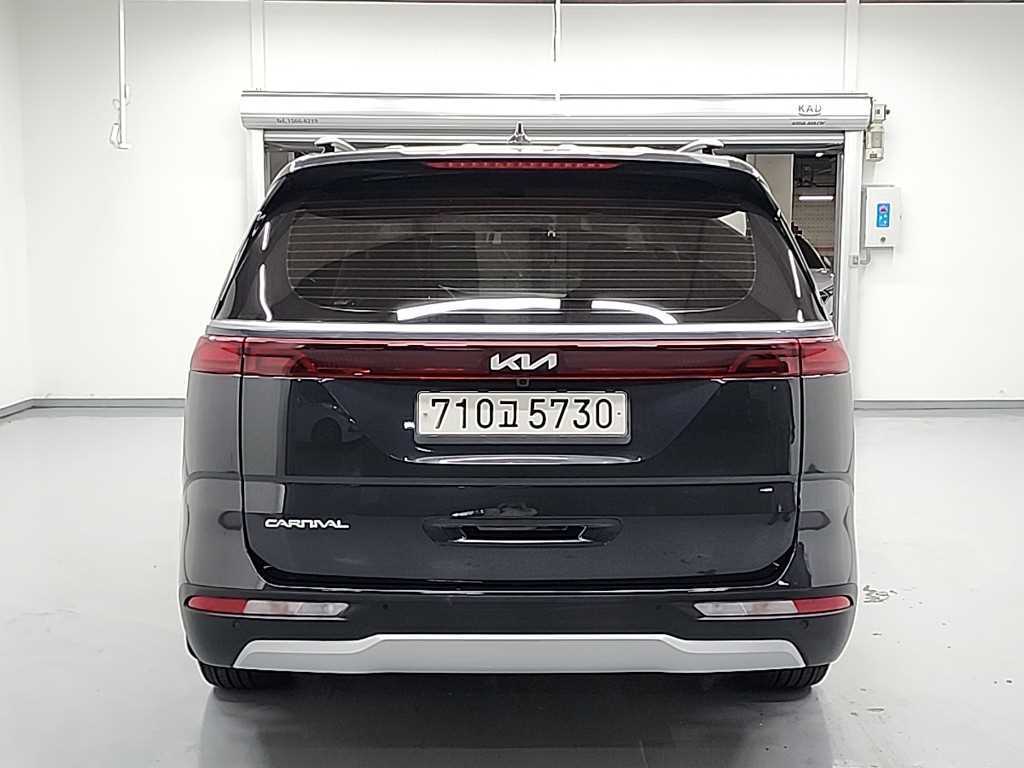 KIA Carnival - Vista 3