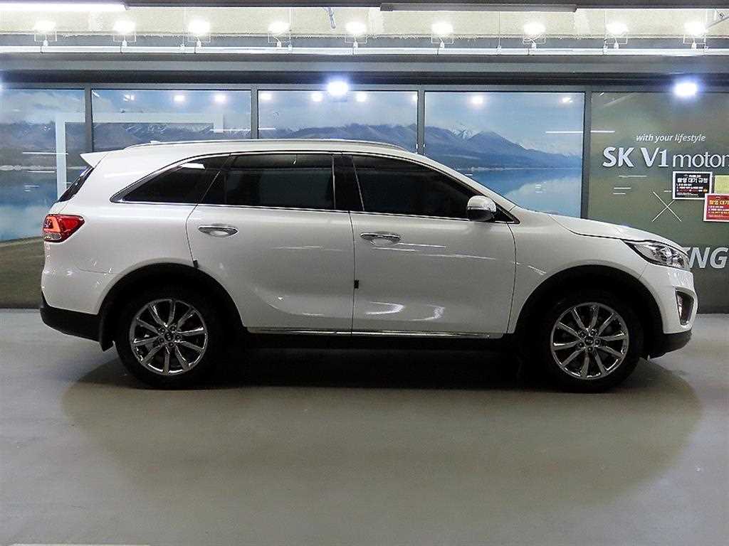 KIA Sorento - Vista 3