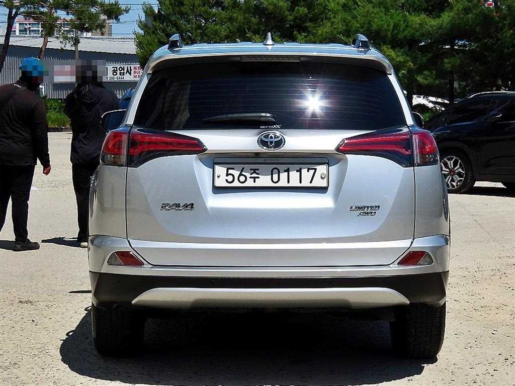 Toyota RAV4 - Vista 4