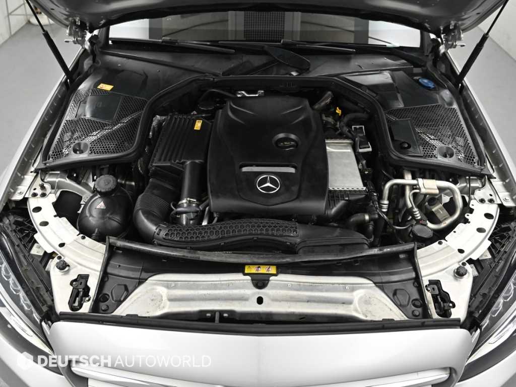 Mercedes Benz C Class - Vista 6